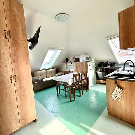 Apartamento Sunset For 6 People, With Free Ac, Free Parking Gárdony