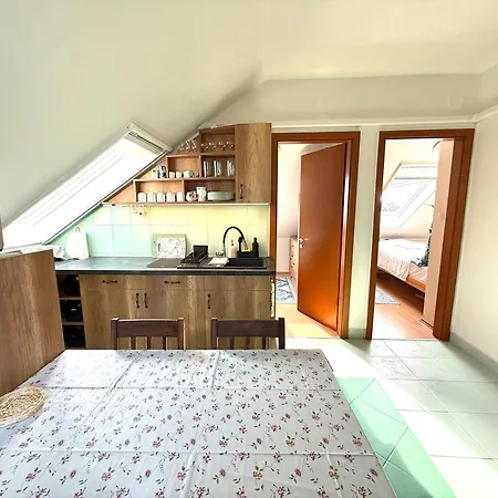 Apartamento Sunset For 6 People, With Free Ac, Free Parking Gárdony