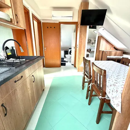 Apartamento Sunset For 6 People, With Free Ac, Free Parking Gárdony