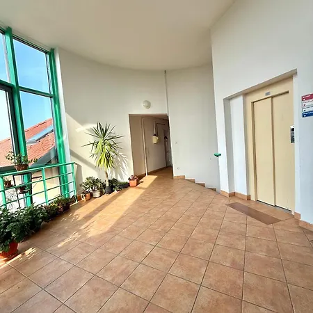 Apartamento Sunset For 6 People, With Free Ac, Free Parking Gárdony