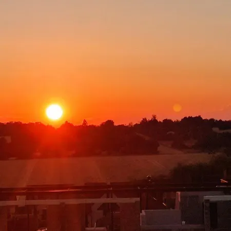 Sunset Apartament *