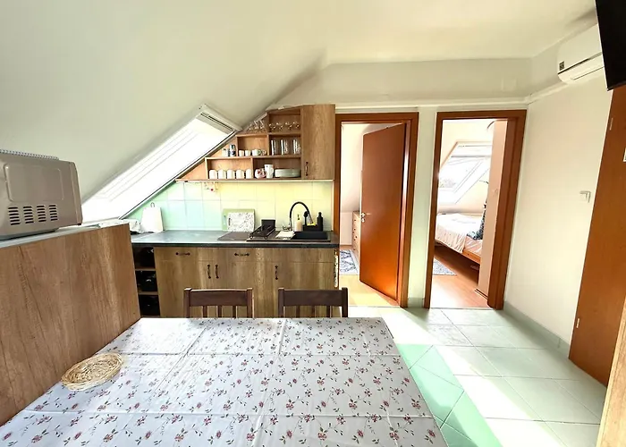 Apartmán Sunset For 6 People, With Free Ac, Free Parking Gárdony